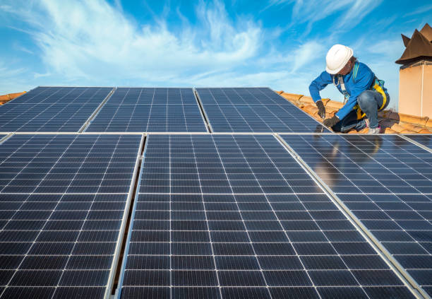 Best Solar Panel Roofing Installation  in Roseville, OH